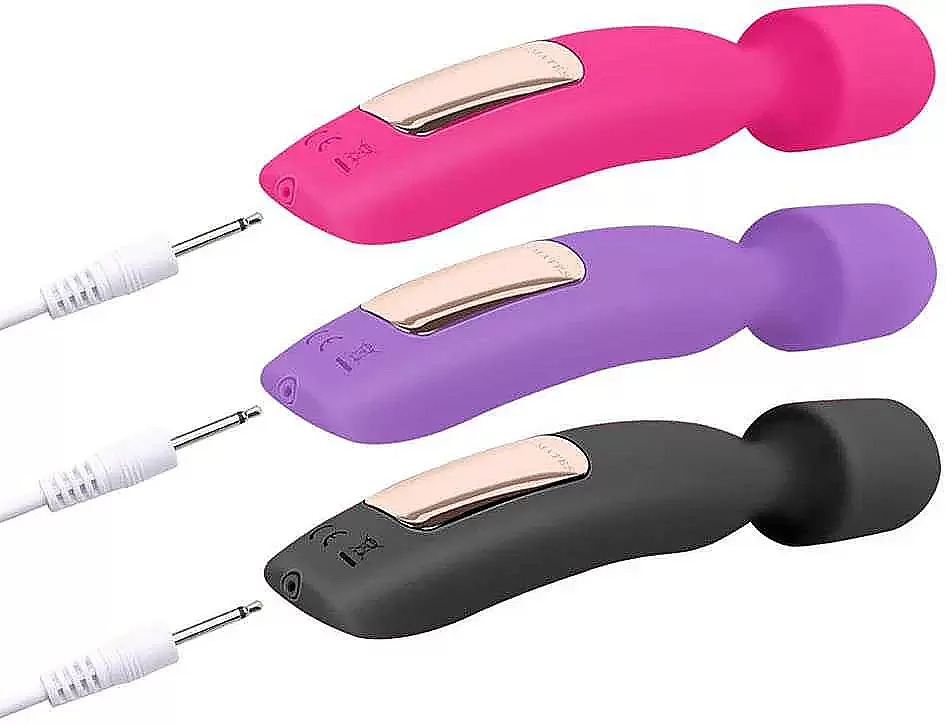 Nên sử dụng đồ chơi tình dục pin sạc hay pin rời ?